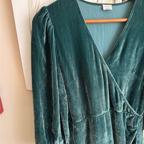 Aritzia Wilfred Lyric Velvet Dress Size Small Forest Green Holidays - Picture 8 of 13